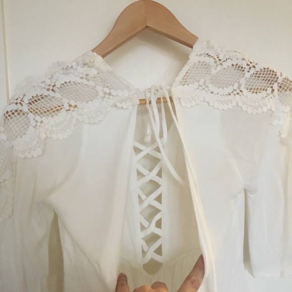 White lace romper - Picture 2 of 4